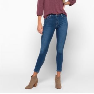 Joe’s Jeans The Skinny in Blair Mid Wash Size 25